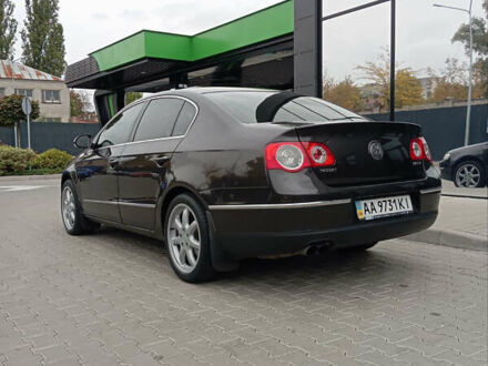 Коричневый Фольксваген Пассат, объемом двигателя 1.97 л и пробегом 200 тыс. км за 8000 $, фото 1 на Automoto.ua