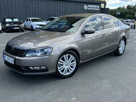 Коричневый Фольксваген Пассат, объемом двигателя 1.97 л и пробегом 240 тыс. км за 10999 $, фото 1 на Automoto.ua