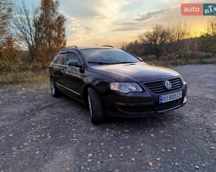 Коричневый Фольксваген Пассат, объемом двигателя 1.39 л и пробегом 273 тыс. км за 4800 $, фото 1 на Automoto.ua