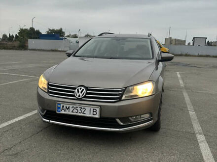 Коричневый Фольксваген Пассат, объемом двигателя 1.8 л и пробегом 245 тыс. км за 6100 $, фото 1 на Automoto.ua