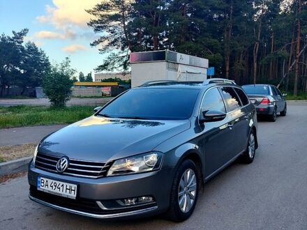 Фольксваген Пассат 2011 у Кропивницькому (Кіровограді) на Automoto.ua Коричневий Фольксваген Пассат, об'ємом двигуна 2 л та пробігом 240 тис. км за 10589 $, фото 1 на Automoto.ua