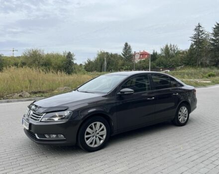 Коричневый Фольксваген Пассат, объемом двигателя 1.8 л и пробегом 350 тыс. км за 6950 $, фото 1 на Automoto.ua