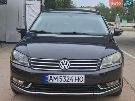 Коричневый Фольксваген Пассат, объемом двигателя 1.8 л и пробегом 216 тыс. км за 8800 $, фото 1 на Automoto.ua