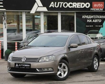 Коричневый Фольксваген Пассат, объемом двигателя 1.8 л и пробегом 185 тыс. км за 11500 $, фото 1 на Automoto.ua