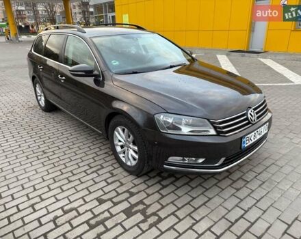 Коричневий Фольксваген Пассат, об'ємом двигуна 1.6 л та пробігом 278 тис. км за 8500 $, фото 1 на Automoto.ua