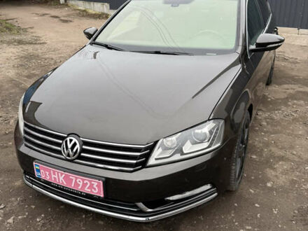 Коричневый Фольксваген Пассат, объемом двигателя 1.39 л и пробегом 199 тыс. км за 9999 $, фото 1 на Automoto.ua