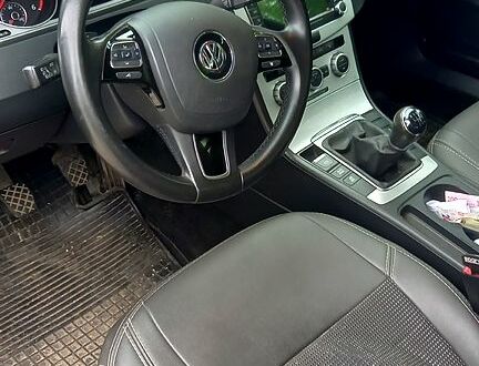 Коричневий Фольксваген Пассат, об'ємом двигуна 2 л та пробігом 320 тис. км за 10200 $, фото 1 на Automoto.ua