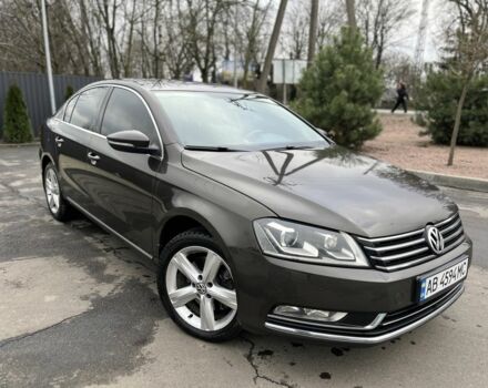 Коричневый Фольксваген Пассат, объемом двигателя 1.8 л и пробегом 249 тыс. км за 11000 $, фото 1 на Automoto.ua