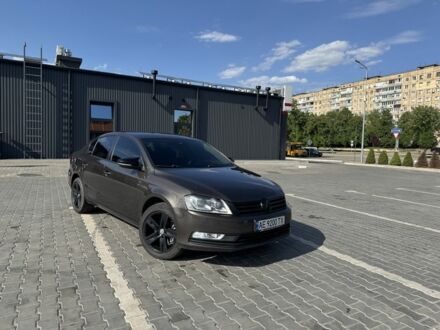 Фольксваген Пассат 2013 в Кривом Роге на Automoto.ua Коричневый Фольксваген Пассат, объемом двигателя 2 л и пробегом 220 тыс. км за 12500 $, фото 1 на Automoto.ua