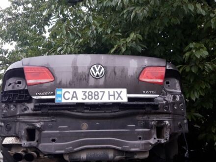 Коричневий Фольксваген Пассат, об'ємом двигуна 2 л та пробігом 300 тис. км за 2000 $, фото 1 на Automoto.ua