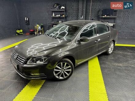 Коричневый Фольксваген Пассат, объемом двигателя 1.8 л и пробегом 104 тыс. км за 10999 $, фото 1 на Automoto.ua