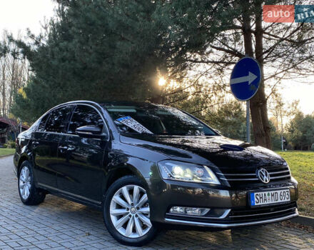 Коричневий Фольксваген Пассат, об'ємом двигуна 1.8 л та пробігом 335 тис. км за 8800 $, фото 1 на Automoto.ua