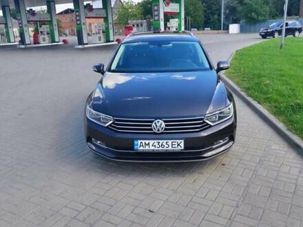Коричневий Фольксваген Пассат, об'ємом двигуна 1.6 л та пробігом 207 тис. км за 13500 $, фото 1 на Automoto.ua