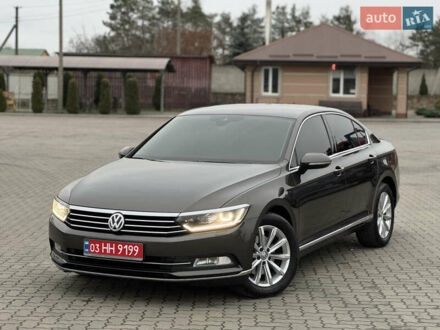 Коричневый Фольксваген Пассат, объемом двигателя 2 л и пробегом 200 тыс. км за 15950 $, фото 1 на Automoto.ua