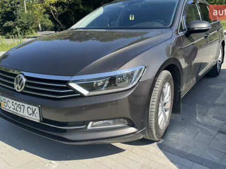 Коричневый Фольксваген Пассат, объемом двигателя 1.6 л и пробегом 294 тыс. км за 13000 $, фото 1 на Automoto.ua