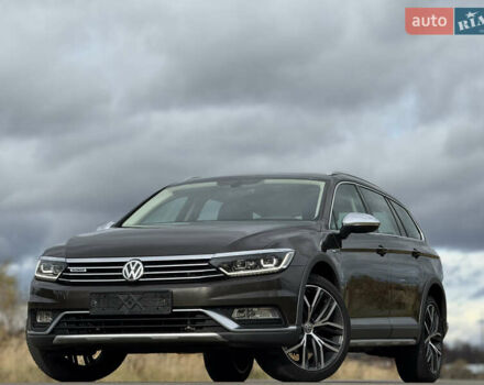 Фольксваген Пассат 2018 у Дрогобичі на Automoto.ua Коричневий Фольксваген Пассат, об'ємом двигуна 2 л та пробігом 168 тис. км за 21800 $, фото 1 на Automoto.ua