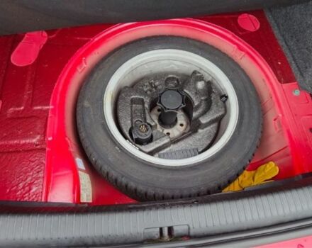 Червоний Фольксваген Пассат, об'ємом двигуна 0.18 л та пробігом 121 тис. км за 7500 $, фото 8 на Automoto.ua