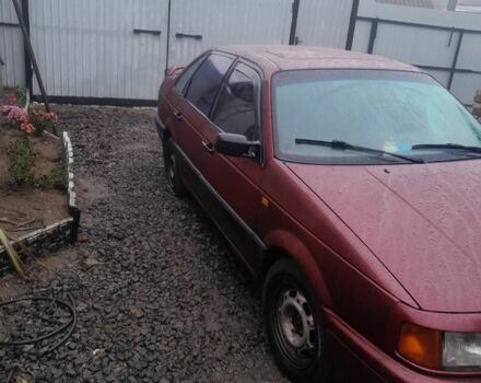 Красный Фольксваген Пассат, объемом двигателя 1.8 л и пробегом 280 тыс. км за 1450 $, фото 3 на Automoto.ua