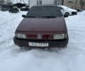 Червоний Фольксваген Пассат, об'ємом двигуна 1.8 л та пробігом 350 тис. км за 999 $, фото 1 на Automoto.ua