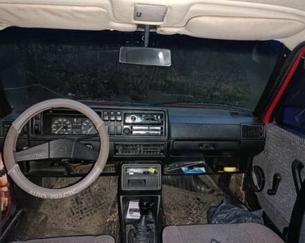 Красный Фольксваген Пассат, объемом двигателя 1.6 л и пробегом 253 тыс. км за 830 $, фото 5 на Automoto.ua