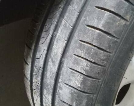 Красный Фольксваген Пассат, объемом двигателя 1.8 л и пробегом 380 тыс. км за 1800 $, фото 27 на Automoto.ua