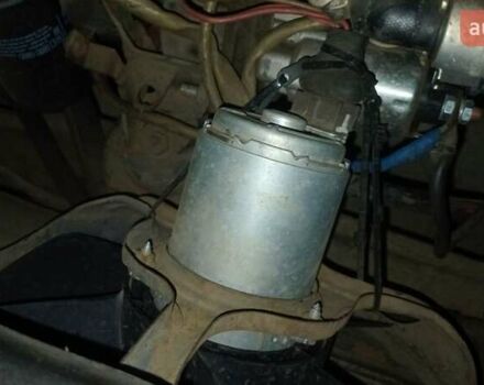 Красный Фольксваген Пассат, объемом двигателя 1.8 л и пробегом 380 тыс. км за 1800 $, фото 24 на Automoto.ua