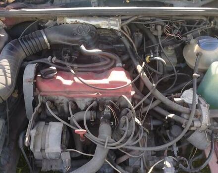 Червоний Фольксваген Пассат, об'ємом двигуна 1.8 л та пробігом 30 тис. км за 1200 $, фото 1 на Automoto.ua