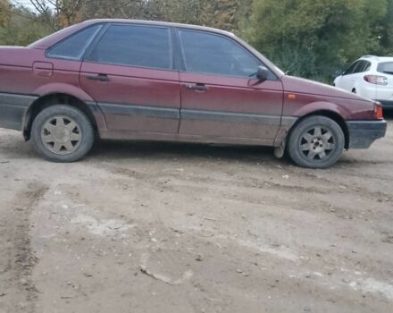 Красный Фольксваген Пассат, объемом двигателя 1.8 л и пробегом 360 тыс. км за 1200 $, фото 2 на Automoto.ua