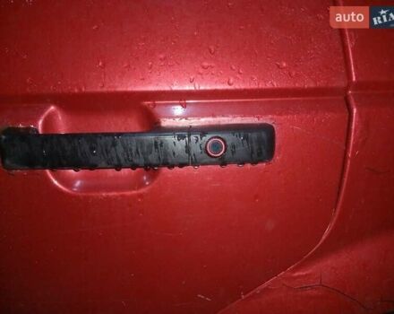 Красный Фольксваген Пассат, объемом двигателя 1.8 л и пробегом 380 тыс. км за 1800 $, фото 10 на Automoto.ua