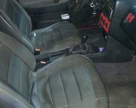 Красный Фольксваген Пассат, объемом двигателя 1.8 л и пробегом 380 тыс. км за 1800 $, фото 17 на Automoto.ua