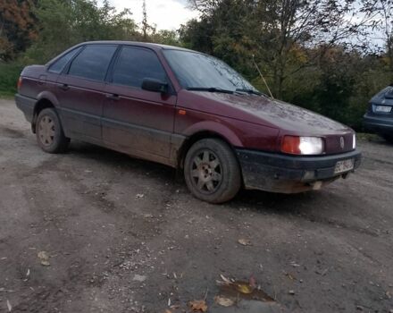 Красный Фольксваген Пассат, объемом двигателя 1.8 л и пробегом 360 тыс. км за 1200 $, фото 1 на Automoto.ua