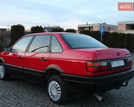 Червоний Фольксваген Пассат, об'ємом двигуна 1.8 л та пробігом 366 тис. км за 1650 $, фото 6 на Automoto.ua