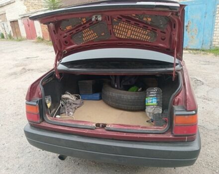 Красный Фольксваген Пассат, объемом двигателя 1.8 л и пробегом 335 тыс. км за 1700 $, фото 3 на Automoto.ua