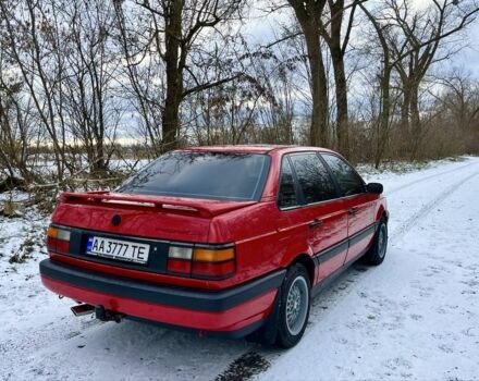 Червоний Фольксваген Пассат, об'ємом двигуна 1.8 л та пробігом 385 тис. км за 2700 $, фото 14 на Automoto.ua