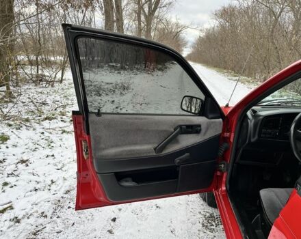 Червоний Фольксваген Пассат, об'ємом двигуна 1.8 л та пробігом 385 тис. км за 2700 $, фото 15 на Automoto.ua