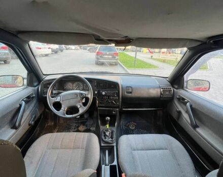 Червоний Фольксваген Пассат, об'ємом двигуна 1 л та пробігом 360 тис. км за 1300 $, фото 4 на Automoto.ua