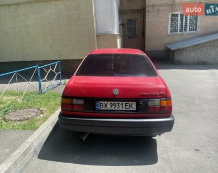 Красный Фольксваген Пассат, объемом двигателя 1.8 л и пробегом 392 тыс. км за 1500 $, фото 2 на Automoto.ua
