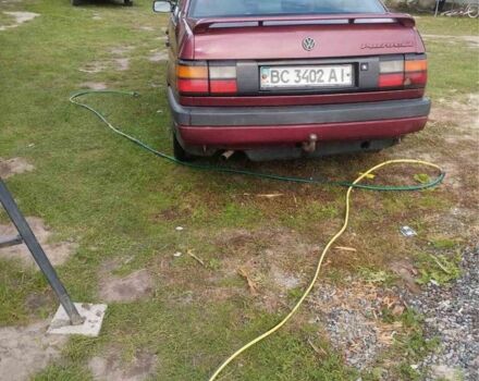 Червоний Фольксваген Пассат, об'ємом двигуна 1.8 л та пробігом 250 тис. км за 1000 $, фото 2 на Automoto.ua