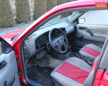 Червоний Фольксваген Пассат, об'ємом двигуна 1.8 л та пробігом 366 тис. км за 1650 $, фото 8 на Automoto.ua