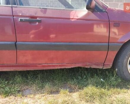 Красный Фольксваген Пассат, объемом двигателя 1.6 л и пробегом 356 тыс. км за 1300 $, фото 7 на Automoto.ua