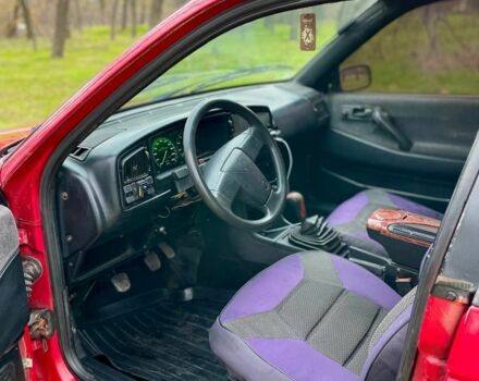 Красный Фольксваген Пассат, объемом двигателя 1.8 л и пробегом 9 тыс. км за 1600 $, фото 13 на Automoto.ua