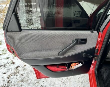 Червоний Фольксваген Пассат, об'ємом двигуна 1.8 л та пробігом 385 тис. км за 2700 $, фото 16 на Automoto.ua