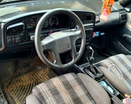 Червоний Фольксваген Пассат, об'ємом двигуна 1.8 л та пробігом 270 тис. км за 900 $, фото 4 на Automoto.ua