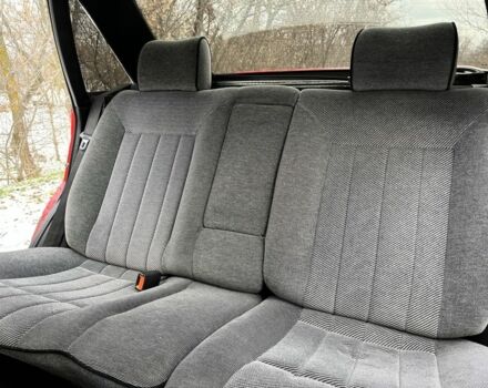 Червоний Фольксваген Пассат, об'ємом двигуна 1.8 л та пробігом 385 тис. км за 2700 $, фото 12 на Automoto.ua