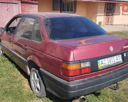 Красный Фольксваген Пассат, объемом двигателя 1.6 л и пробегом 356 тыс. км за 1300 $, фото 10 на Automoto.ua