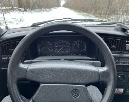 Червоний Фольксваген Пассат, об'ємом двигуна 1.8 л та пробігом 385 тис. км за 2700 $, фото 11 на Automoto.ua