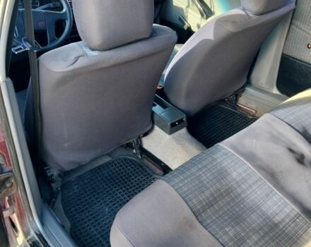 Красный Фольксваген Пассат, объемом двигателя 2 л и пробегом 32 тыс. км за 1600 $, фото 4 на Automoto.ua