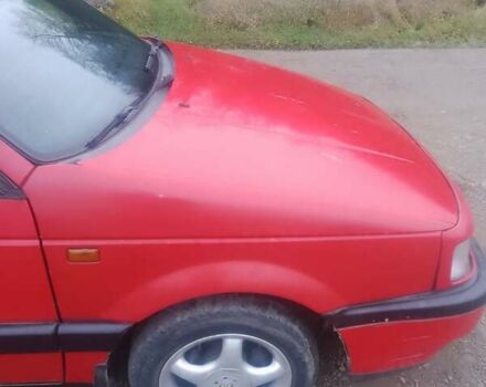 Червоний Фольксваген Пассат, об'ємом двигуна 1.6 л та пробігом 300 тис. км за 1500 $, фото 8 на Automoto.ua