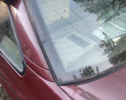 Красный Фольксваген Пассат, объемом двигателя 1.8 л и пробегом 313 тыс. км за 593 $, фото 3 на Automoto.ua