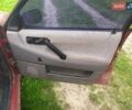 Красный Фольксваген Пассат, объемом двигателя 1.8 л и пробегом 429 тыс. км за 1000 $, фото 3 на Automoto.ua